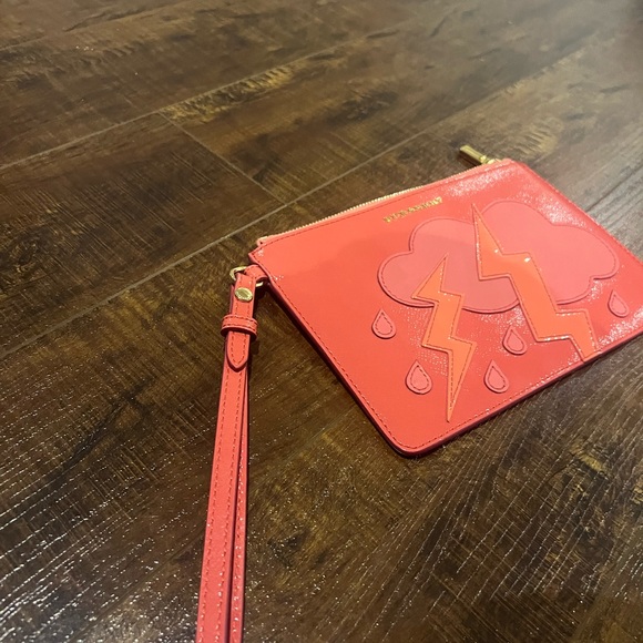 BRANDNEW BURBERRY Wristlet - Picture 5 of 6